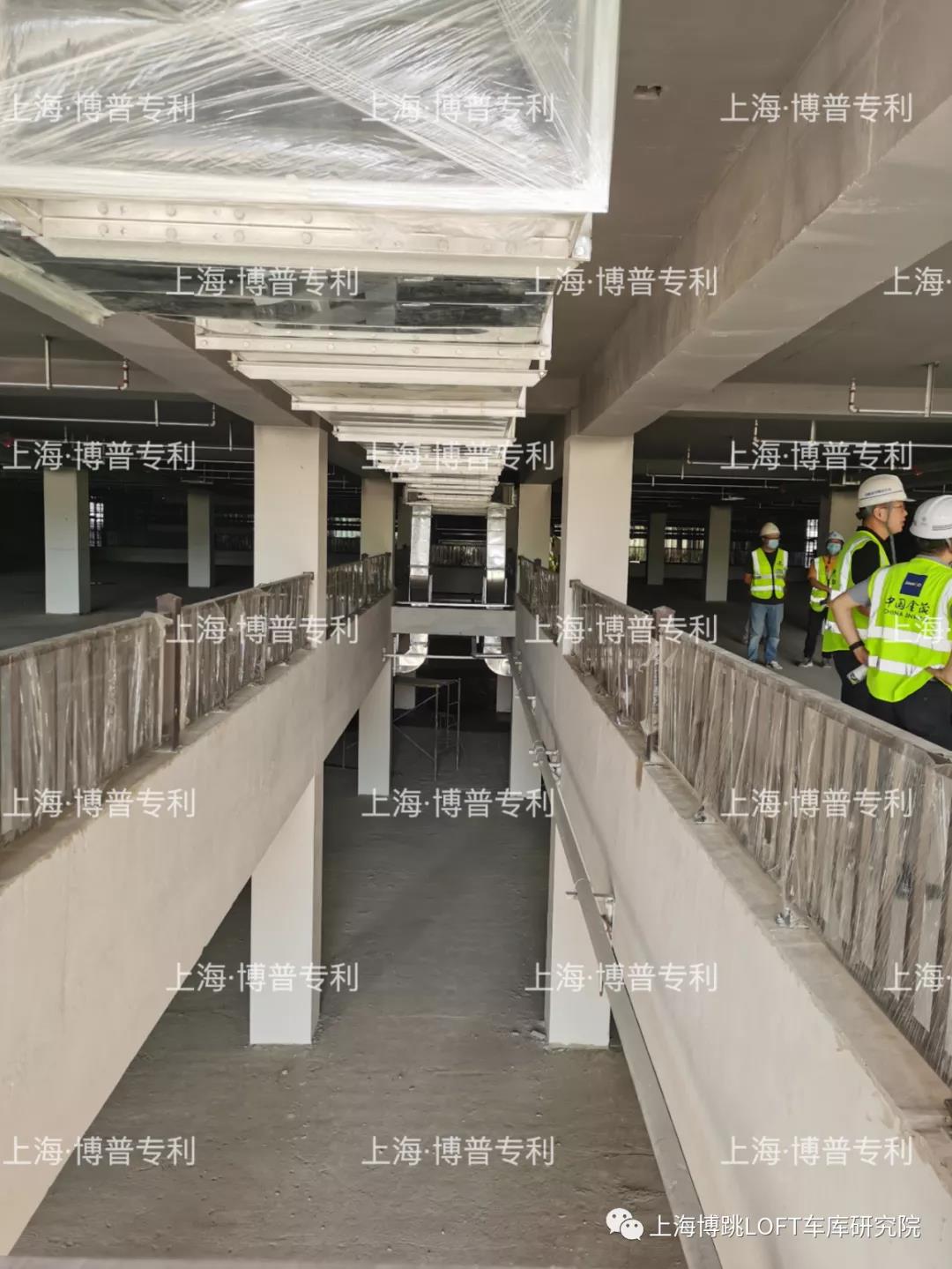 深圳恭喜金茂集团第一个LOFT专利车库项目封顶！（限内部参观）