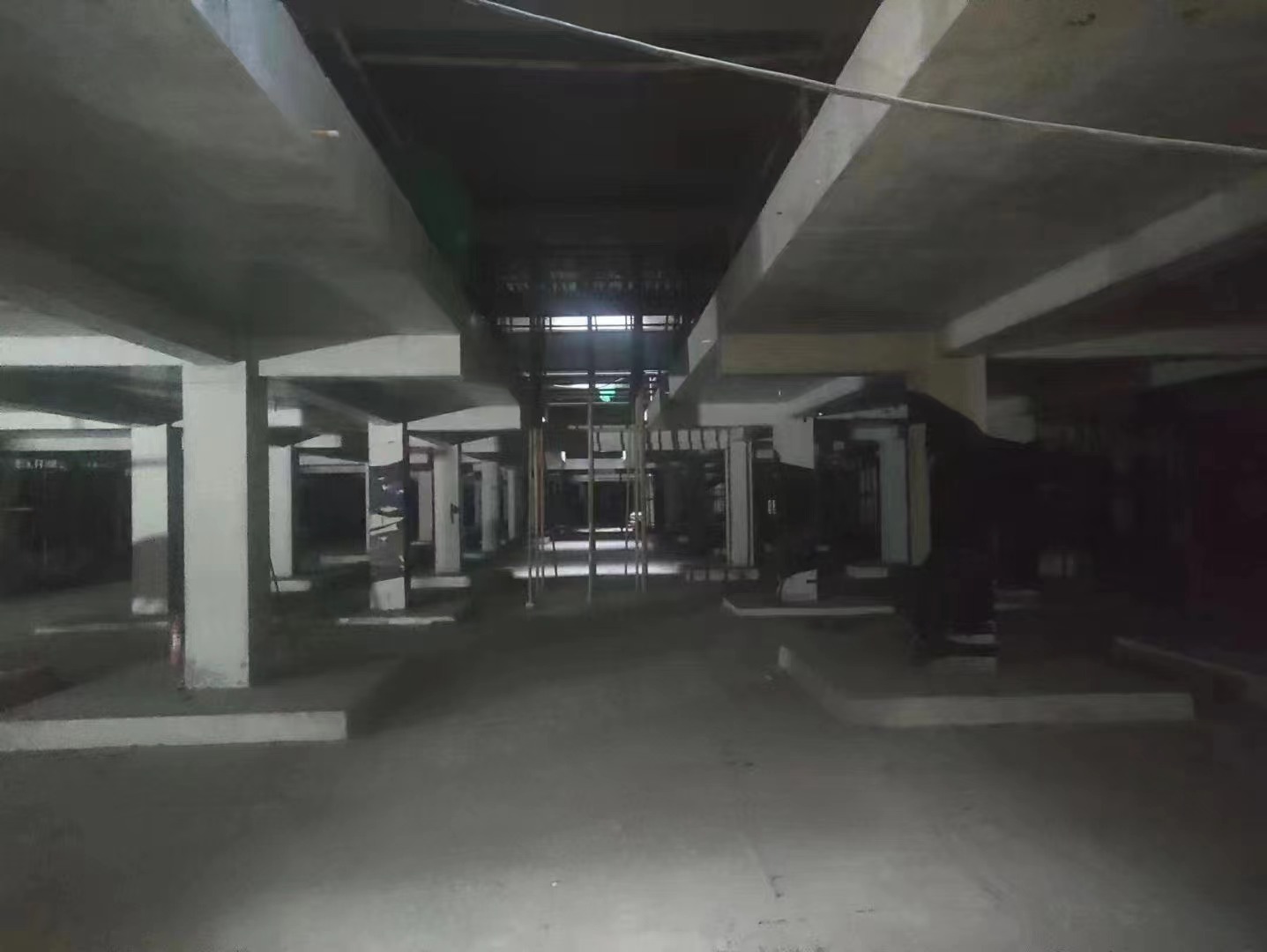 深圳山东又一个上海博普LOFT车库拔地而起